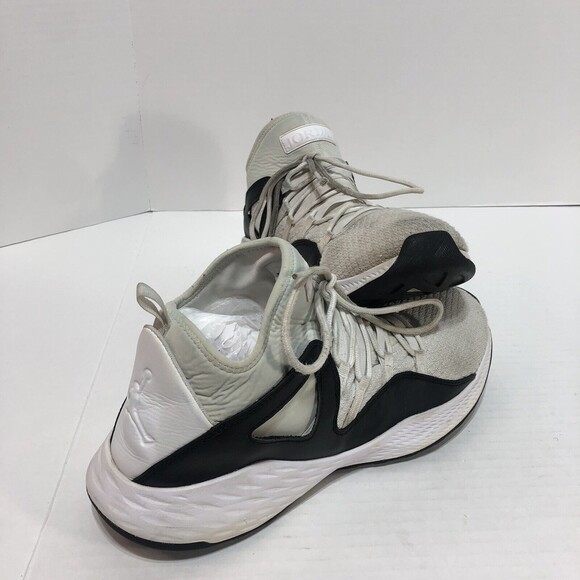 Nike Jordan Formula 23 Men 9.5 Cool White Black 2016 Basketball Athletic Shoes - Picture 2 of 9